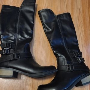 🌟 4/$20 Arizona Jean Company Black Boots - size 7.5